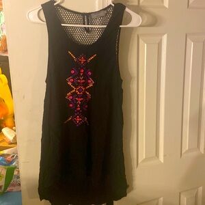 LF Indika embroidered Women’s sleeveless mini dress size small